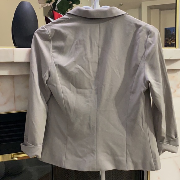 Women Blazer - Picture 3 of 3